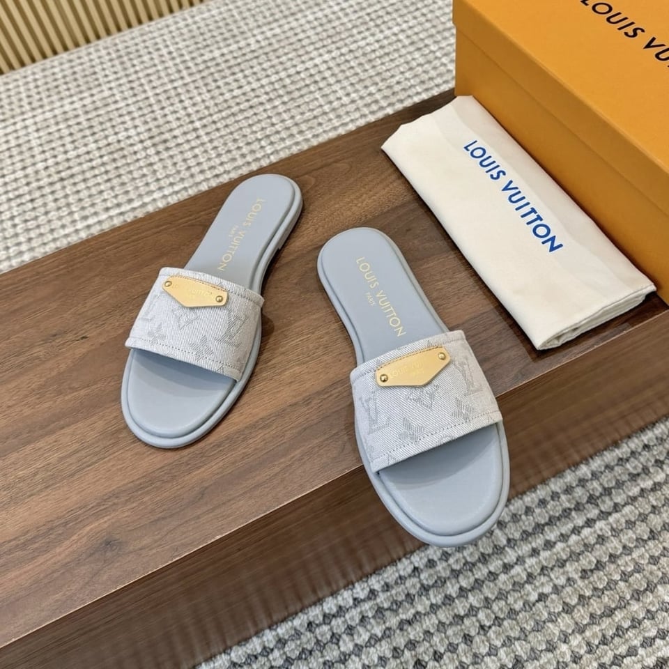Louis Vuitton Lily Flat Mule Gray 1Agxaa view 6
