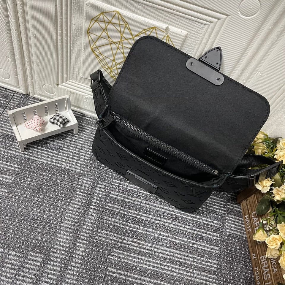 Louis Vuitton S Lock Sling Monogram Black Bag 21Cm M58487 view 10