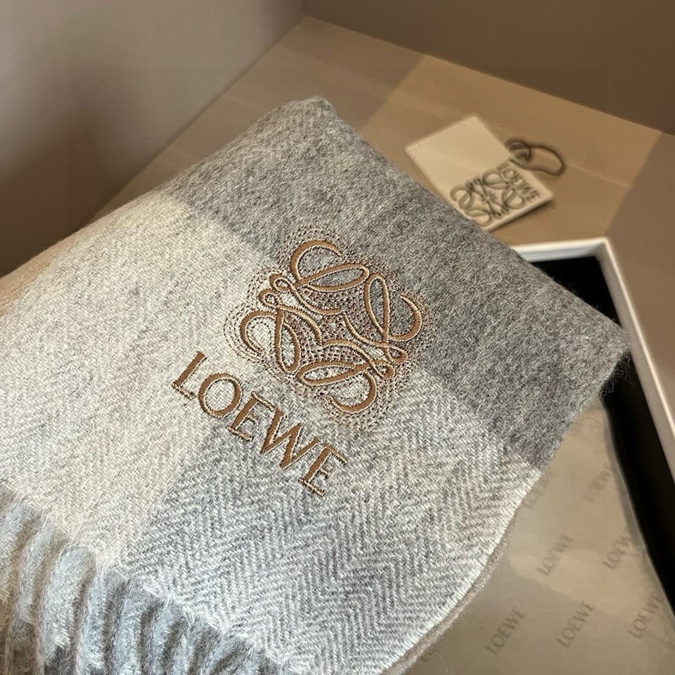 Loewe Cashmere Scarf Check Gray Brown For Women 180cm view 5