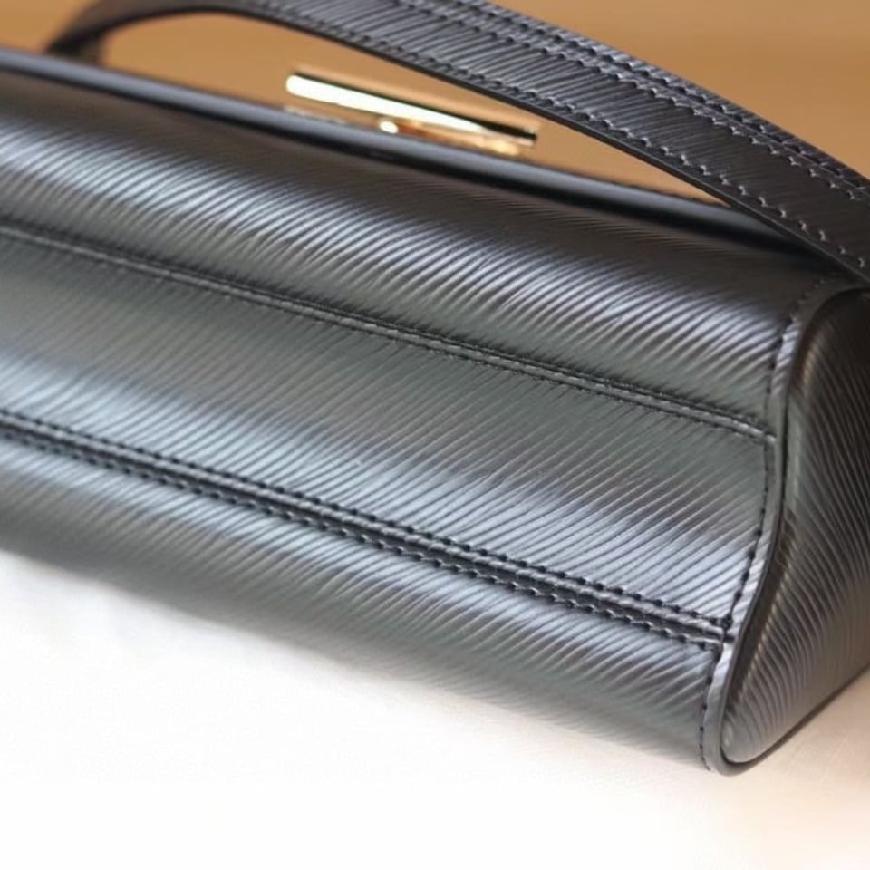 Louis Vuitton Twist Mm Cowhide Leather Handbag Black 23Cm view 8