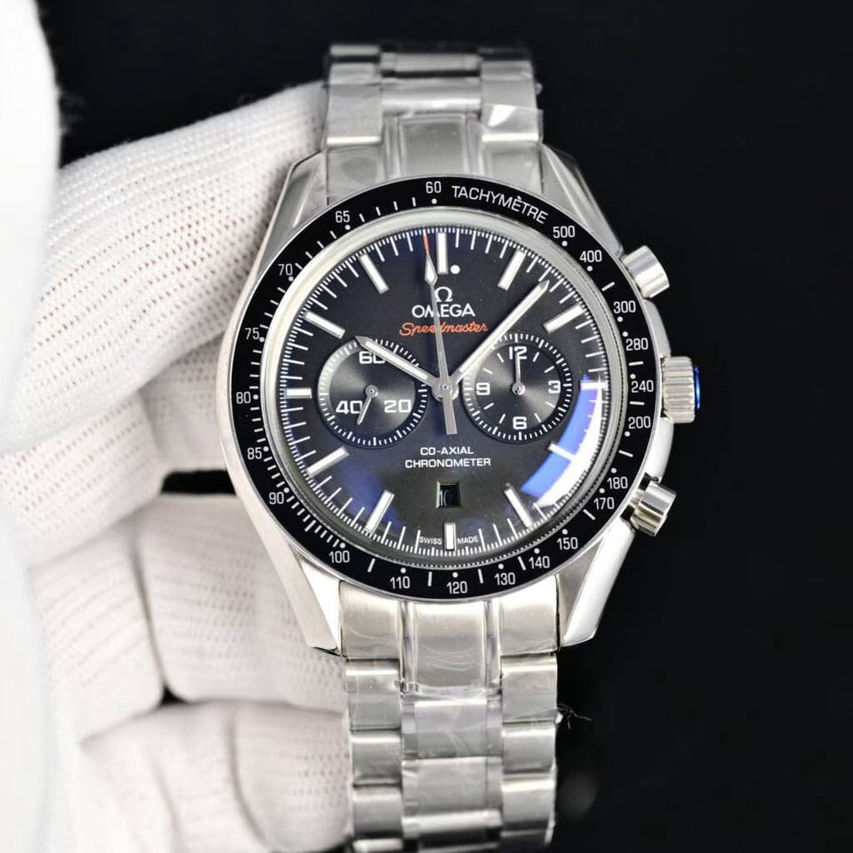 Omega Speedmaster Moonwatch Black Dial view 2