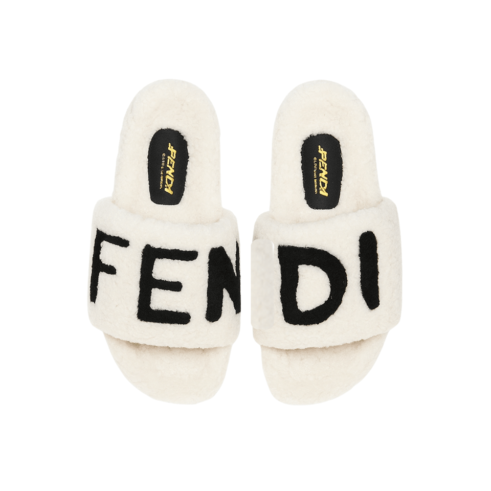 Fendi Fleece Black Text Slippers White view 2