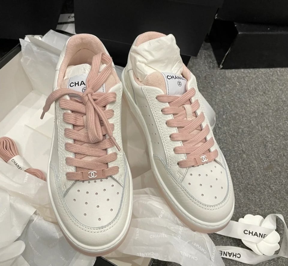 Chanel Runner Trainer Sneakers White And Pink G35934 view 5