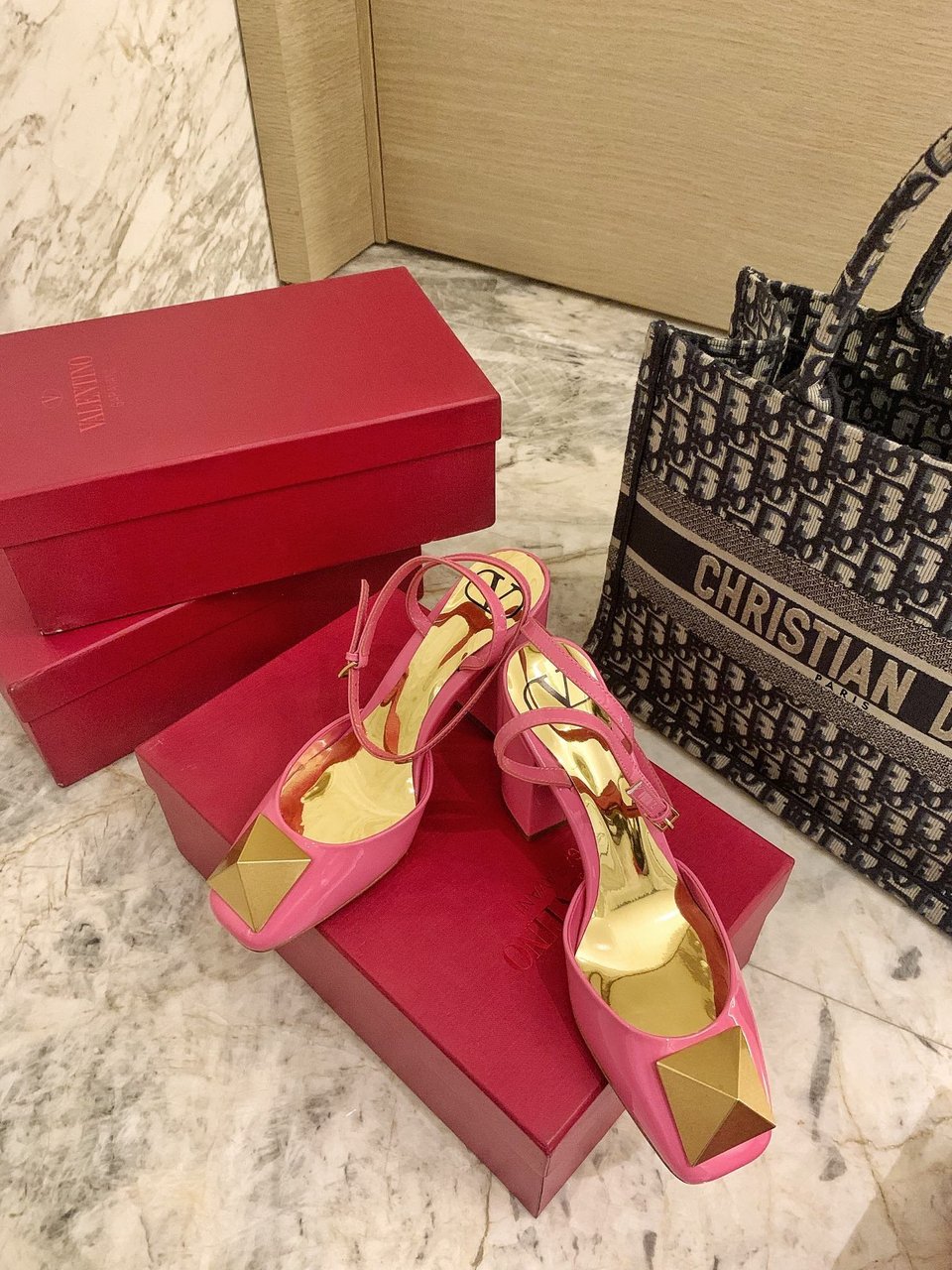 Valentino One Stud Pump In Patent Leather 90Mm Pink Xw2S0Dt4Laf view 4