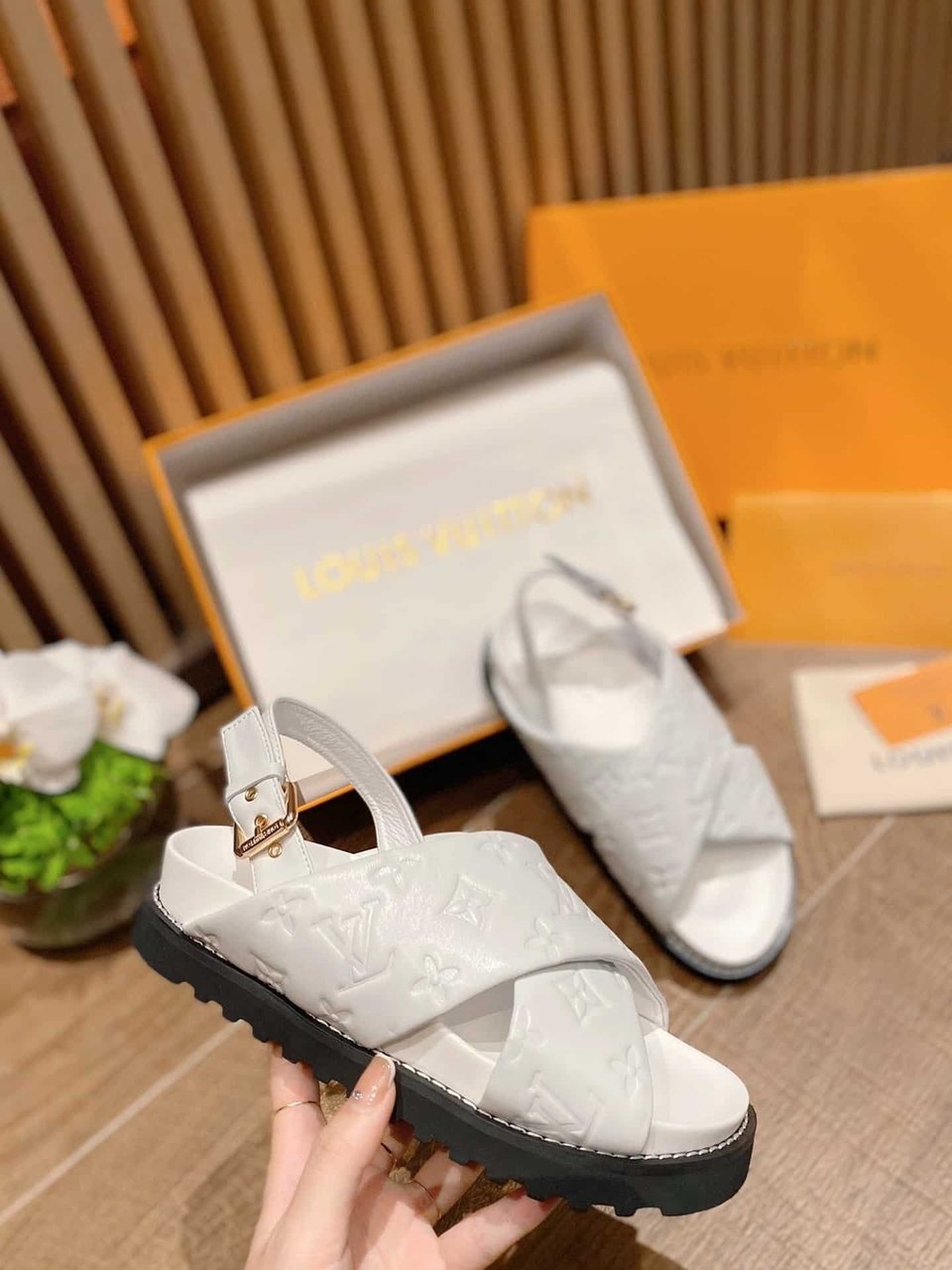 Louis Vuitton Monogram Embossed Paseo Flat Comfort Sandals White view 6