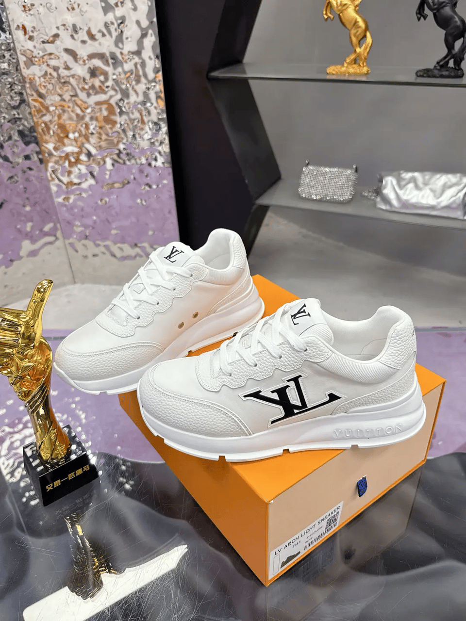 Louis Vuitton LV Classic White Sneaker for Men 1AHSTF view 10
