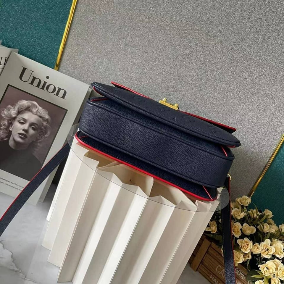 Louis Vuitton Pochette Metis 25Cm M44071 view 7
