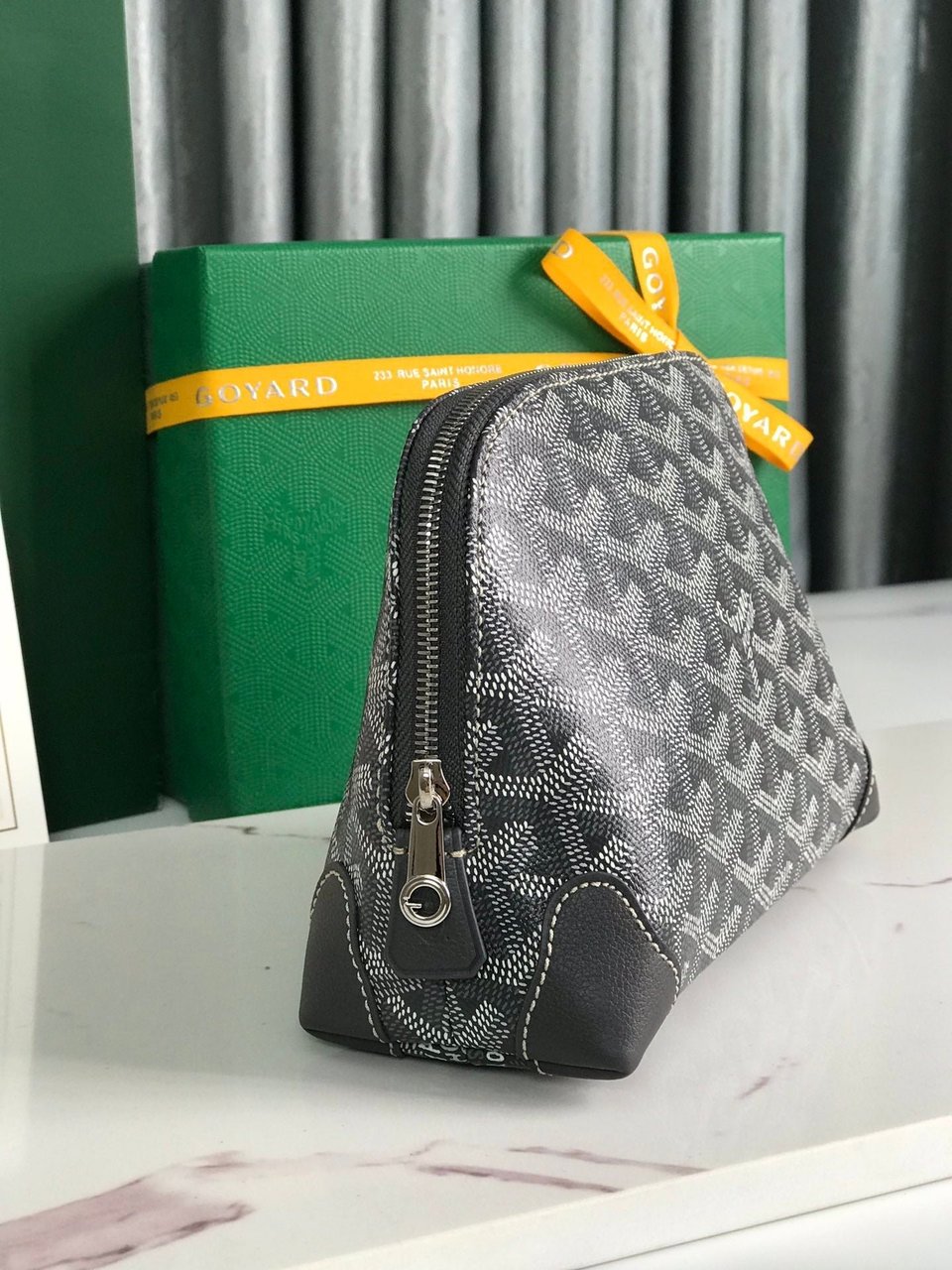 Goyard Vendôme Cosmetic Pouch 17cm Grey Black Goyardine Canvas And Calfskin Trim view 8