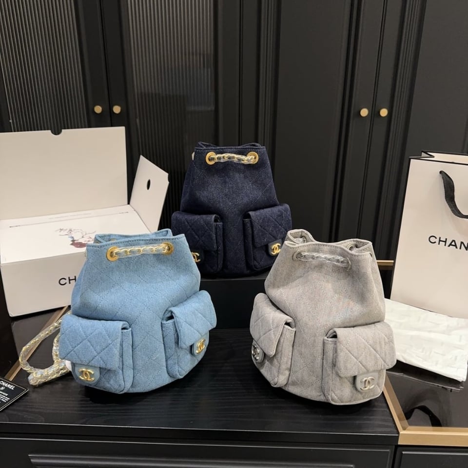 Chanel 25C Gold Tone Metal Denim Backpack Navy Blue 24Cm/10in view 4