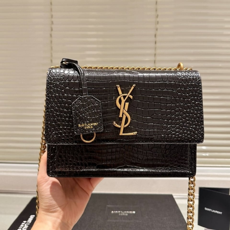 Saint Laurent Sunset Medium In Crocodile Embossed Leather Black 22Cm view 9