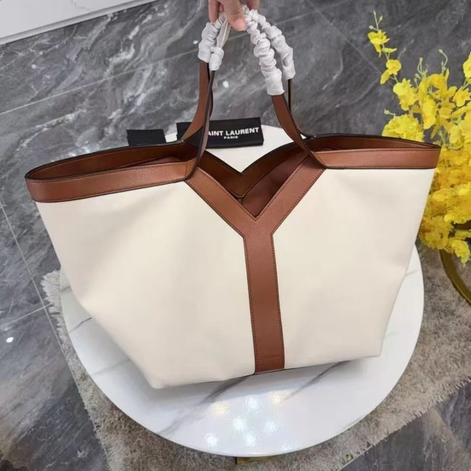Saint Laurent Y Tote In Leather Bag White view 5