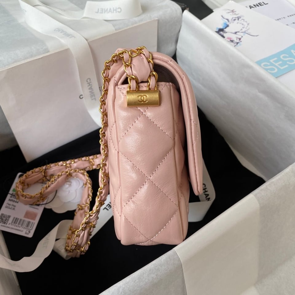 Chanel 23K 13,5Cm Rose Pink Calfskin Gold Hardware view 8