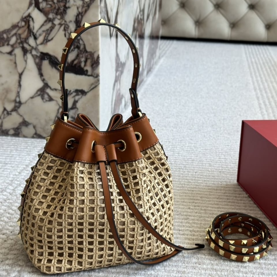 Valentino Rockstud Woven Bucket Bag Brown 19Cm view 9