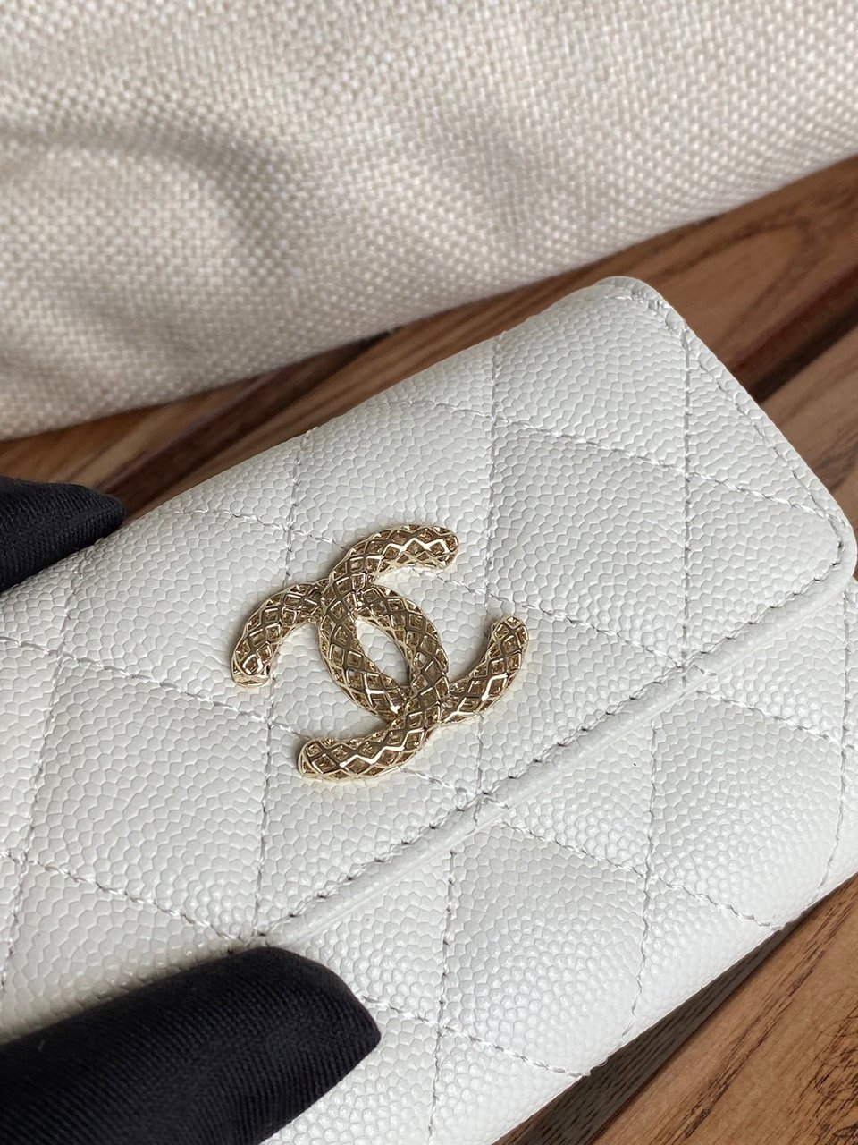 Chanel Small Wallet 11Cm White Caviar Light Gold Hardware view 9