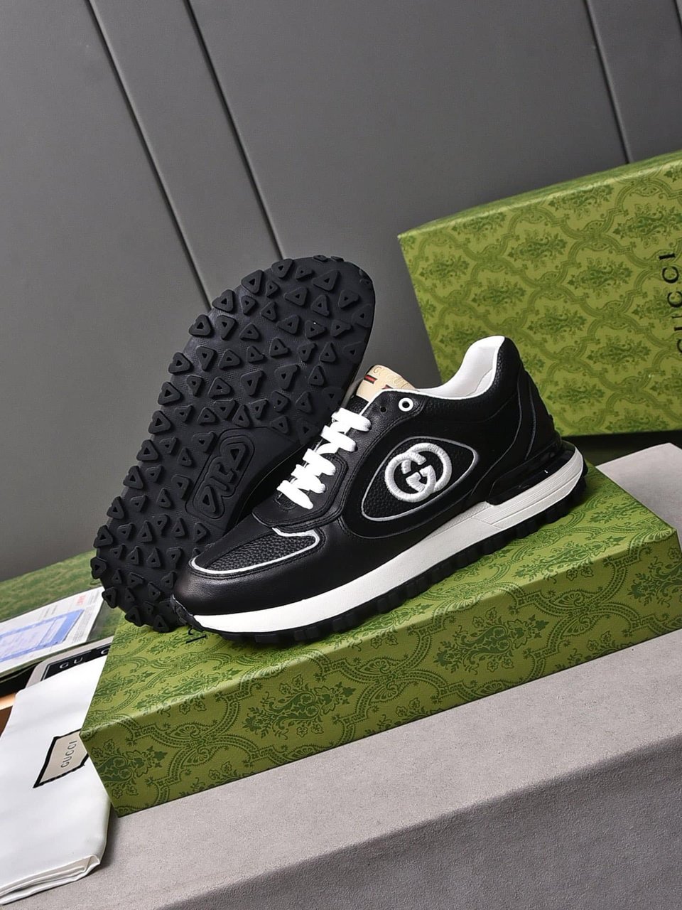 Gucci Double G Men’S Run Sneaker Black view 4