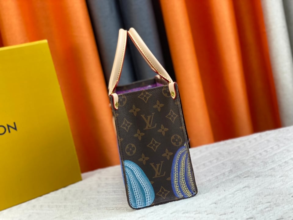 Louis Vuitton X Yayoi Kusam Onthego 25Cm M46466 view 6