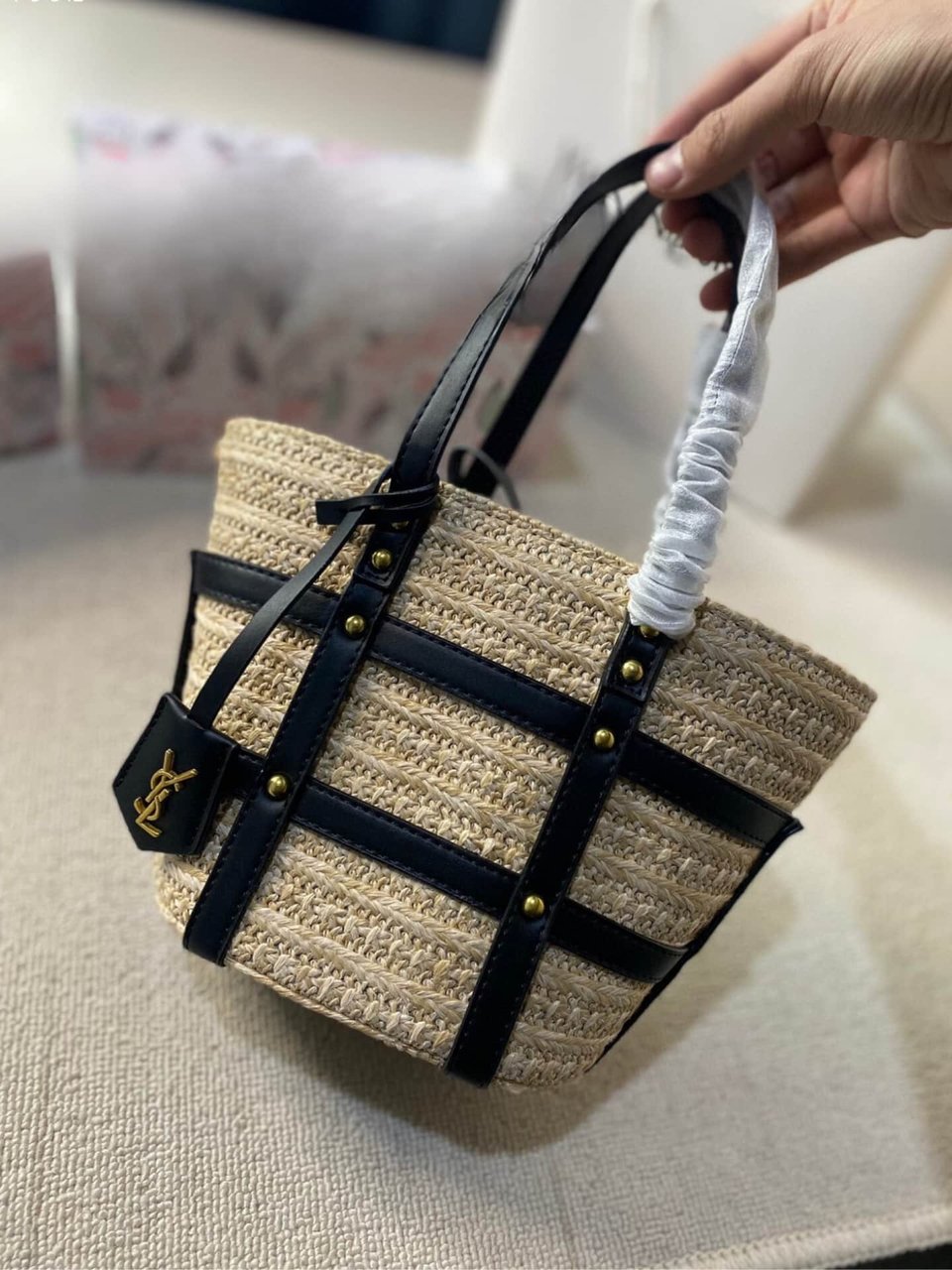 Saint Laurent Medium Panier Harness Raffia Tote Beige 17Cm view 3