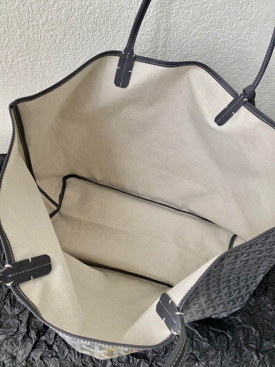 Goyard Saint Louis Gm 40Cm Grey Canvas view 8