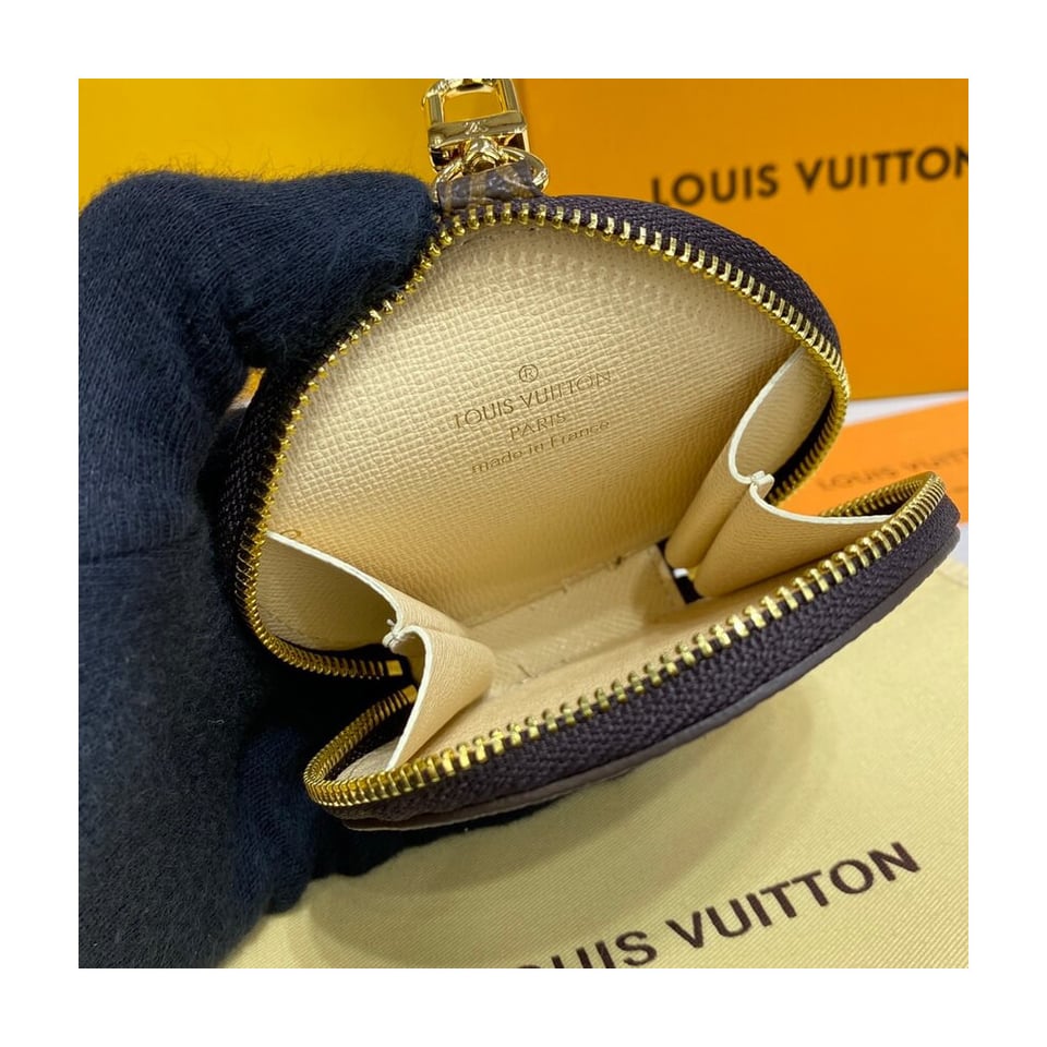 Louis Vuitton Monogram Round Coin Purse view 9