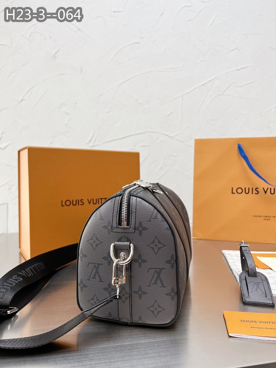 Louis Vuitton Keepall Bandouliere 28Cm Monogram Eclipse City Black view 8