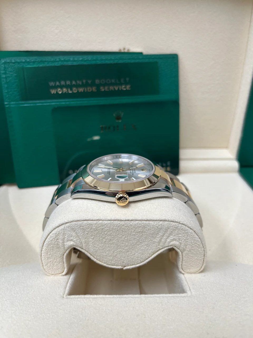 [Superclone] Rolex Datejust 41mm Silver Dial Smooth Oyster 126303 view 7
