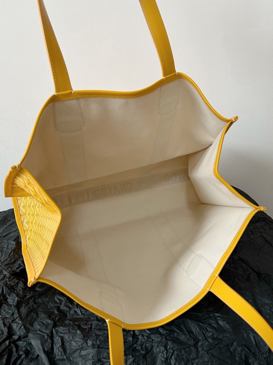 Goyard Goya Villette Tote 45Cm Yellow Canvas view 10