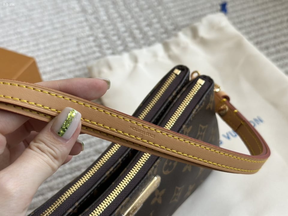 Louis Vuitton Liv Pochette Monogram Coated Canvas 20Cm M83008 view 6