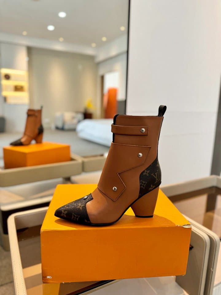 Louis Vuitton Trinity Boot Monogram And Brown view 3