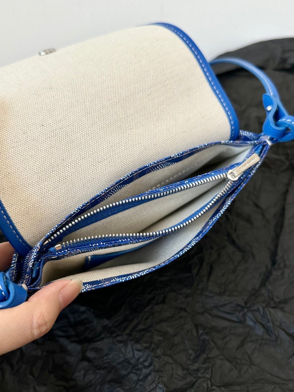 Goyard Plumet Pocket Wallet 20 Cm Sapphire Blue Goyardine Canvas And Lambskin Trim view 7