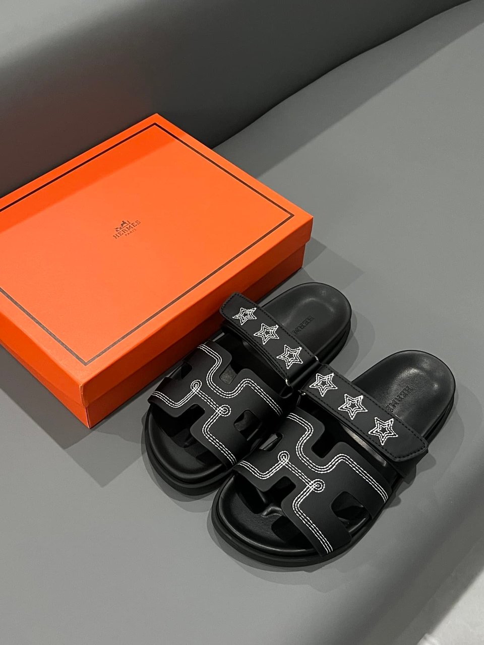 Hermes Chypre Sandal Star Stitched Noir H232142Z 02340 view 10