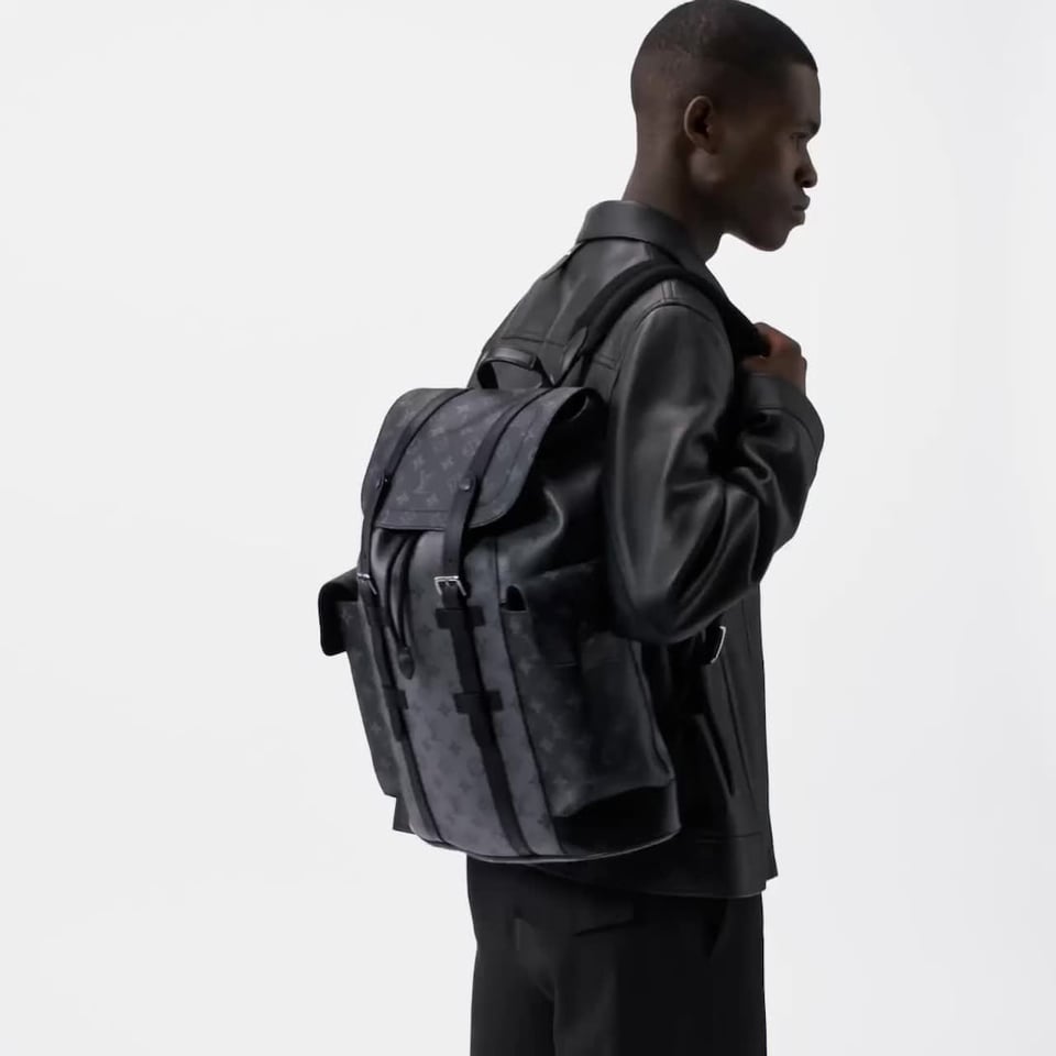 Louis Vuitton Christopher Mm M45419 view 3