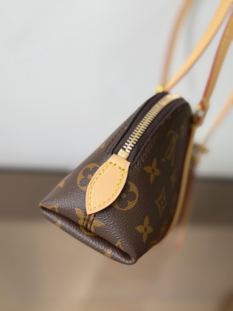 Louis Vuitton Squire East West bag 29cm M28953 view 6