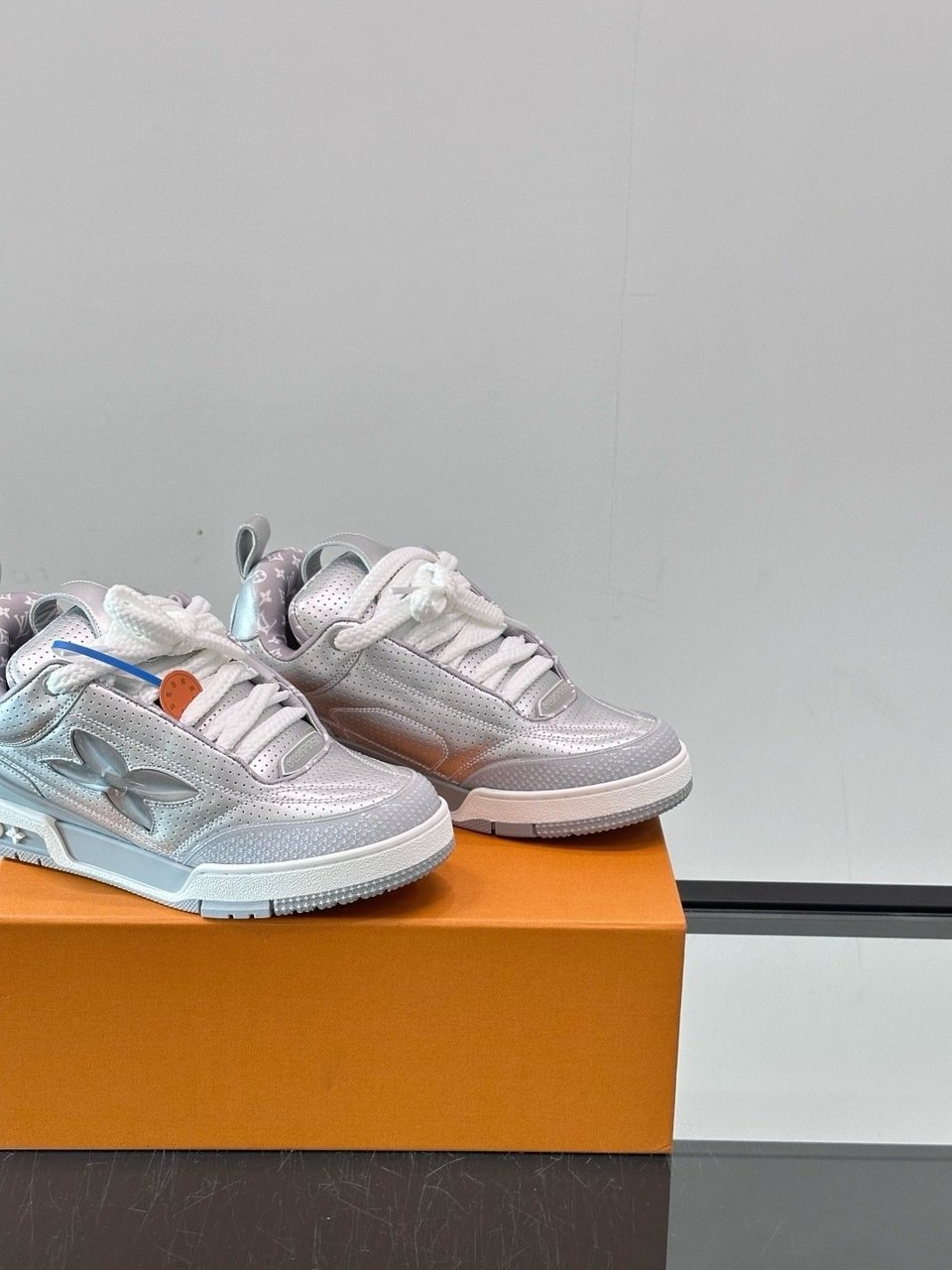 Louis Vuitton LV Skate Sneaker Grey for Men view 9