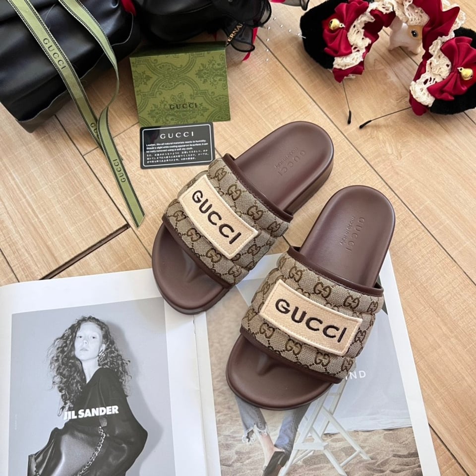 Gucci Gg Horizontal Strap Sandals With Tag In Brown view 4