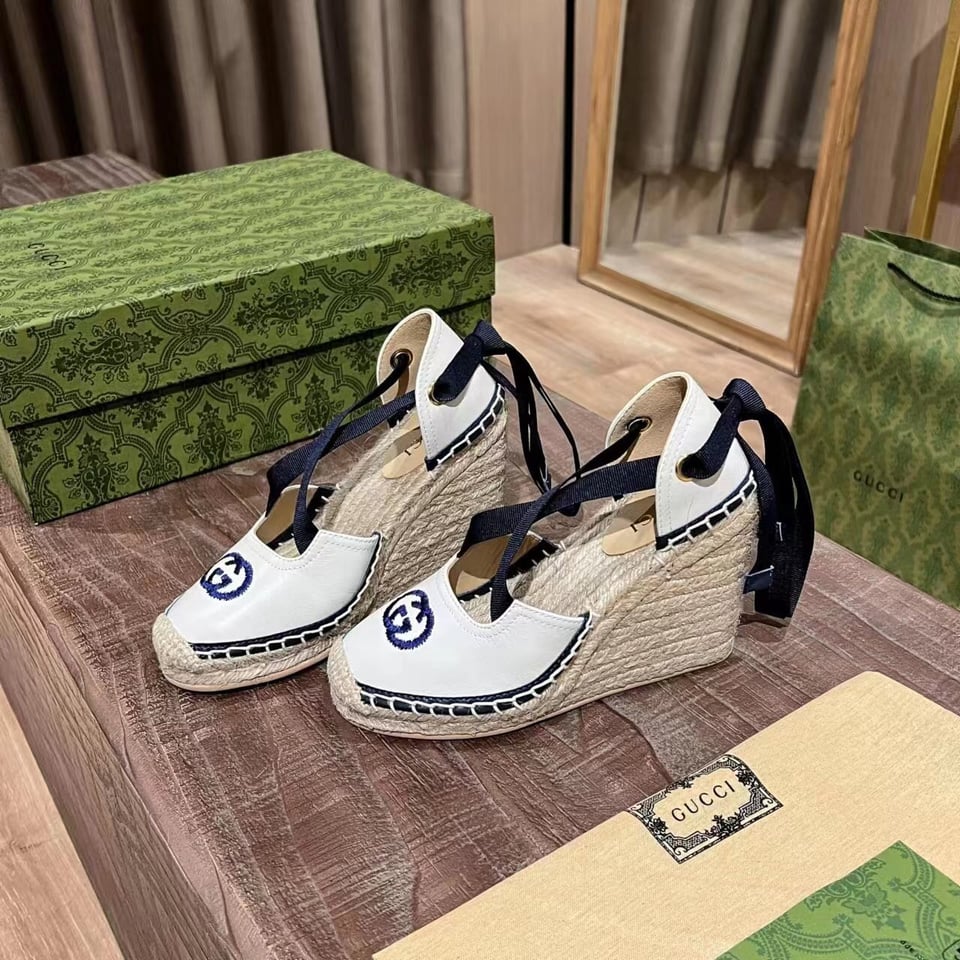 Gucci Gg Canvas Wedge Espadrilles White view 3