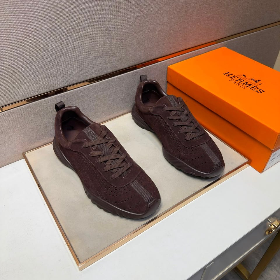 Hermes Neon Sneaker Marron Ébène Color Goatskin H262896ZHME390 view 11