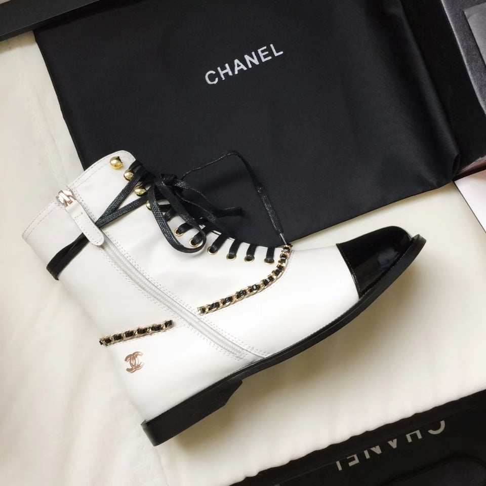 Chanel Botas Para Mujer White And Black view 3