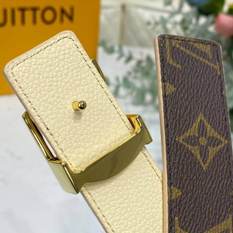 Louis Vuitton LV Initiales 30mm Reversible Belt M0317W view 7