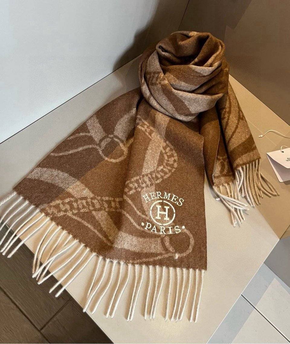 Hermes Cashmere Scarf Chain Motif Brown For Women 180cm view 2