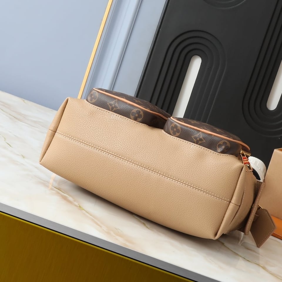 Louis Vuitton Hobo Cargo Beige 31Cm M12697 view 10