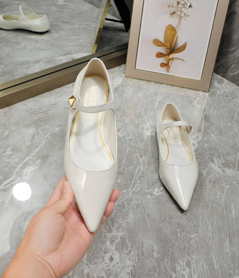 Valentino Garavani Tiptoe Patent Leather Ballet Flats Ivory 2W2S0Gc3Eru098 view 8
