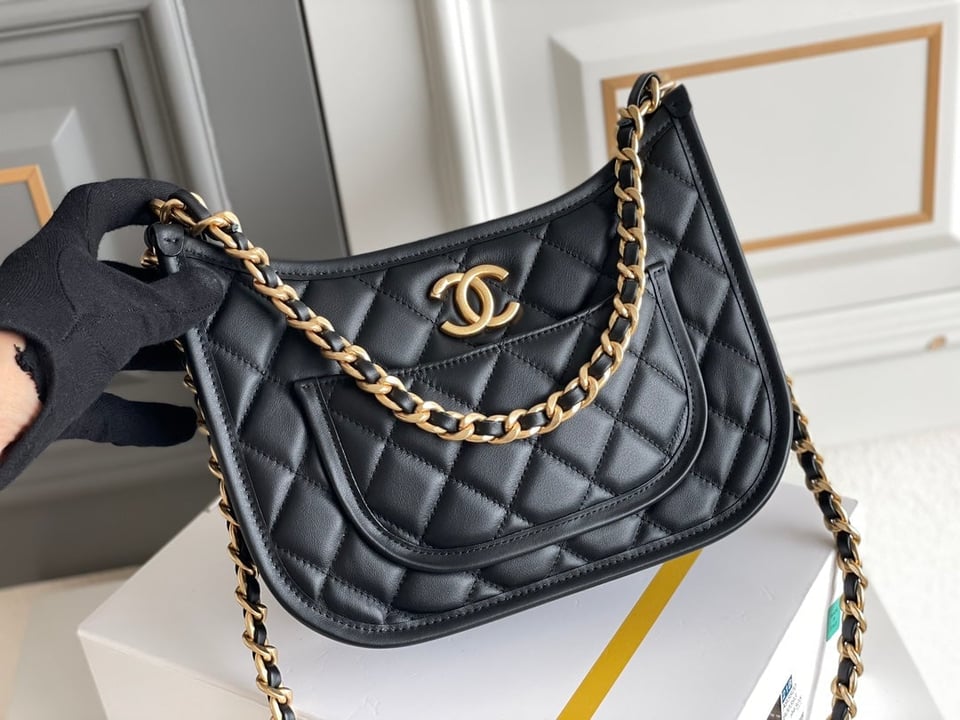 Chanel 24S 20Cm Hobo Bag Black Calfskin Gold Hardware view 5