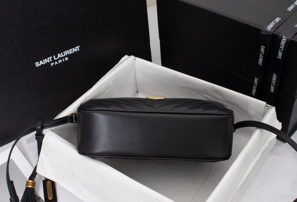 Saint Laurent Lou Camera Bag In Quilted Black Gold Leather 23Cm view 7