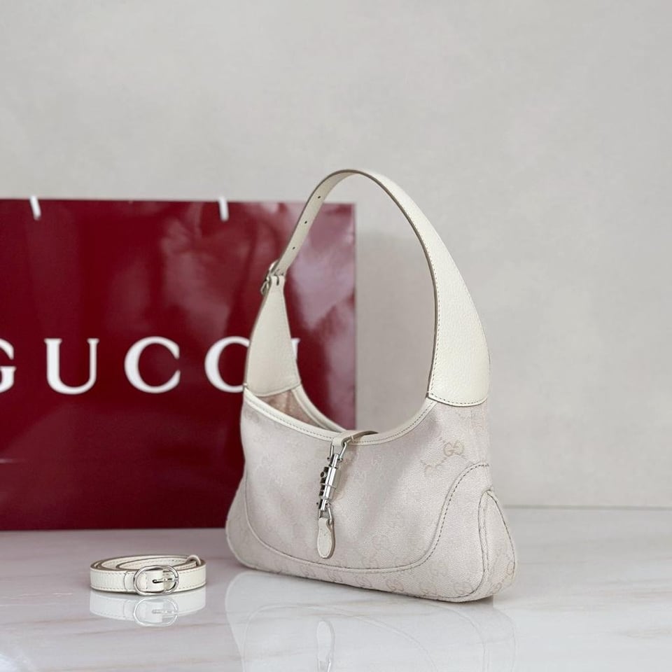 Gucci Jackie Slim Medium Shoulder Bag 27.9cm/11in Ivory GG Canvas 874744 view 4
