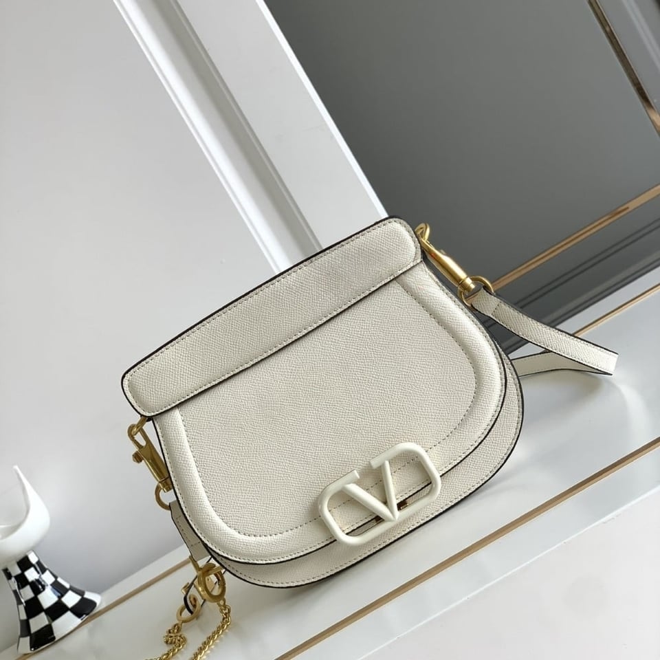 Valentino Vsling Bag In Grained White 22Cm view 3