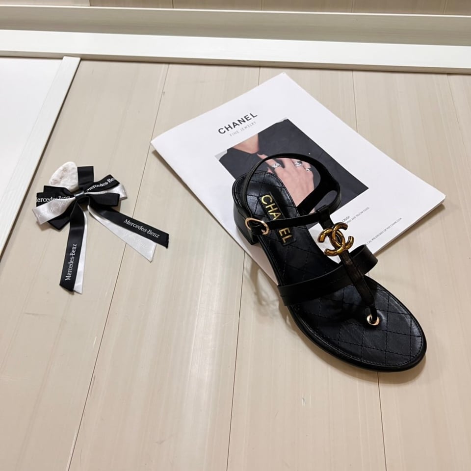 Chanel Sandal Open Round Toe Flip Flops Black view 8