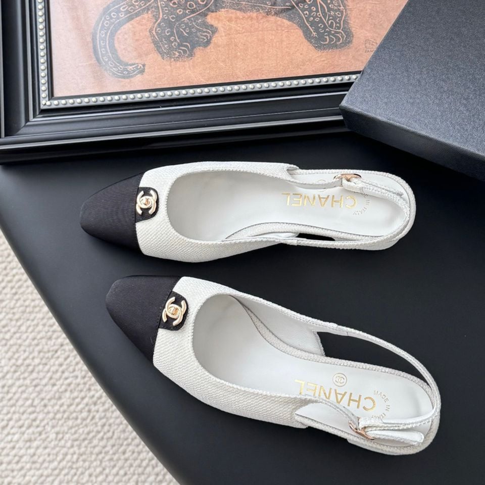 Chanel Iridescent Tweed Cap Toe CC Slingback Flats White Black view 5