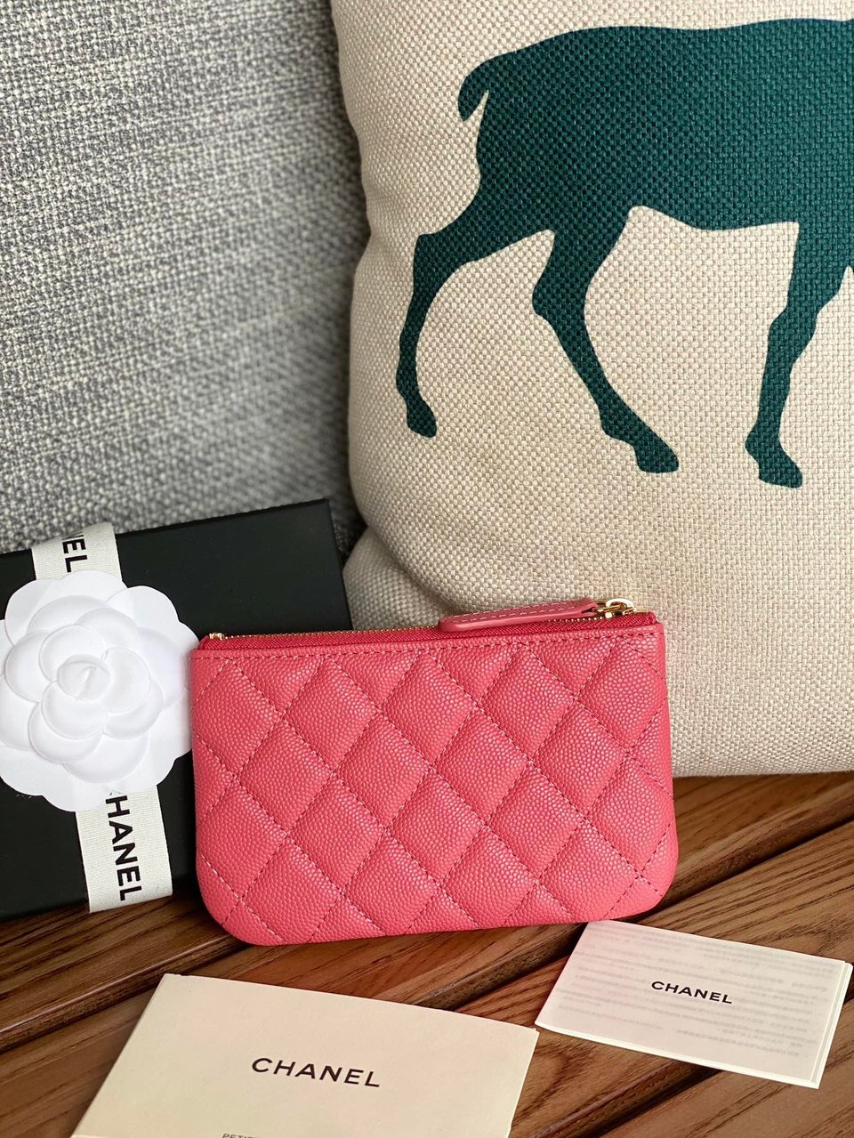 Chanel Zipped Wallet 15 Dark Pink Caviar Gold Hardware view 4