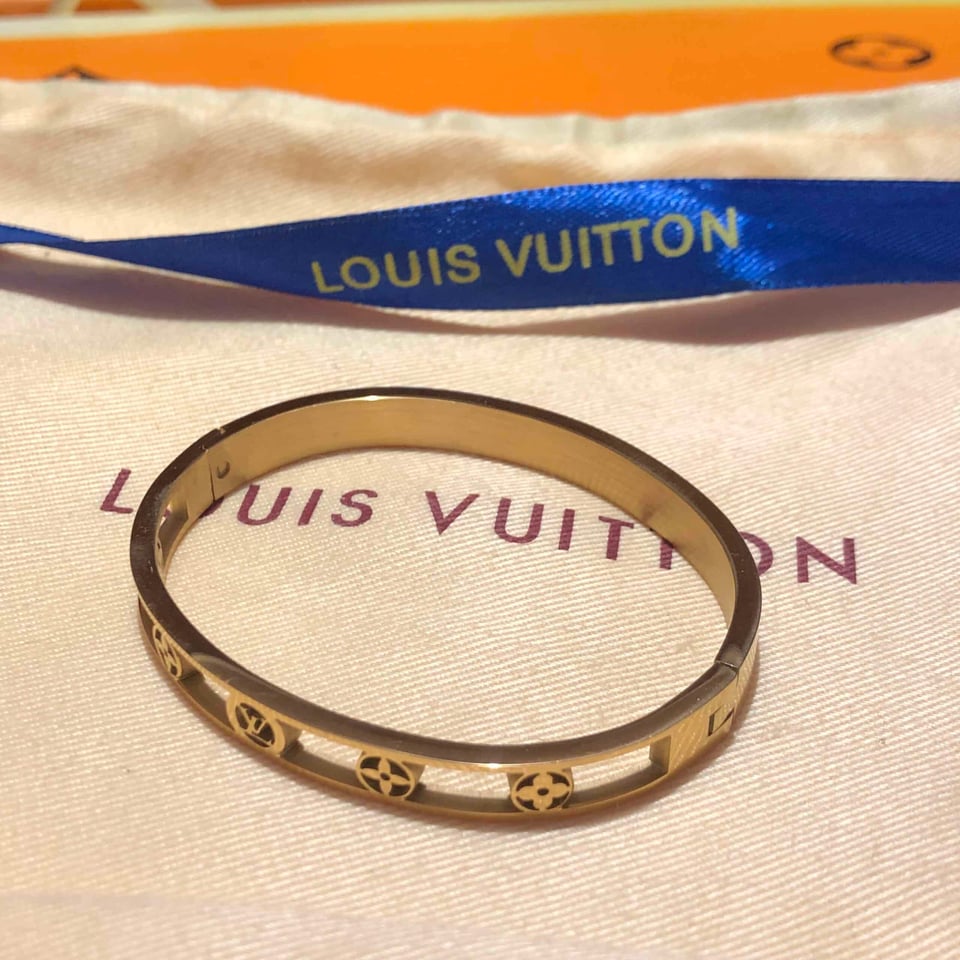 Louis Vuitton Monogram Cuff Gold Bracelets view 3