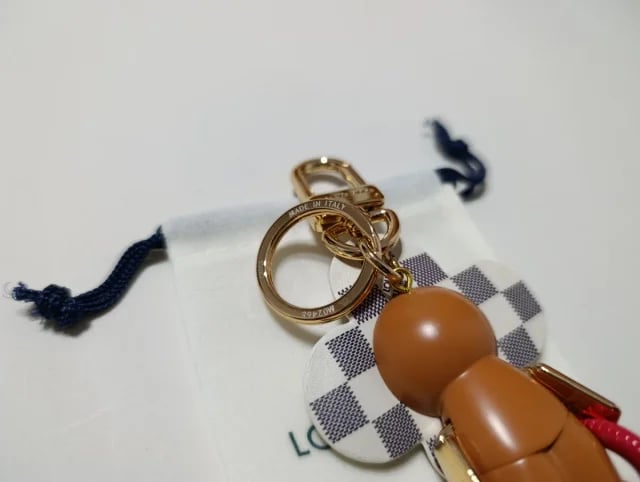 Louis Vuitton Vivienne By The Pool Bag Charm &amp; Key Holder M01168 13.5cm/5.3in view 5
